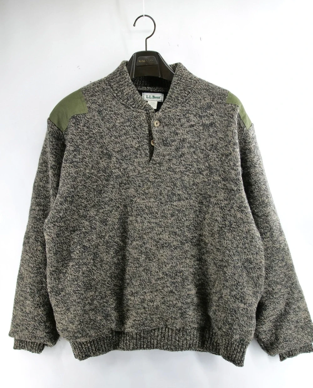 VTG Mens LL Bean Wool Sweater Knit Shoulder Patches Hunting Military USA L